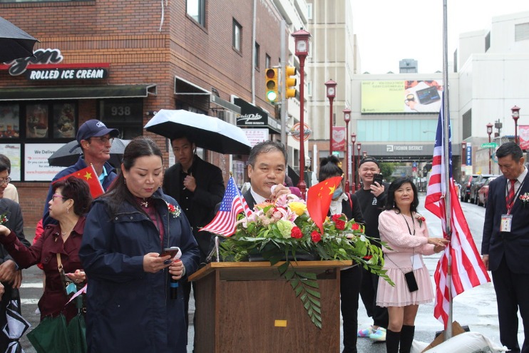 位全国杰出,女运动员荣,获三八红旗,双赢彩票,彩票平台,双重保障,安全购彩,在线投注